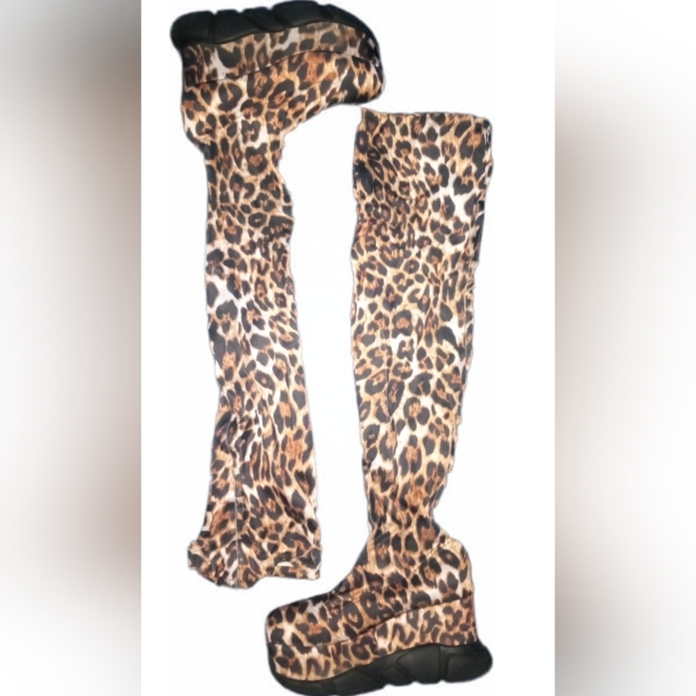 LEMON DROP "The Wild One" Leopard Print Women's Combat Boots